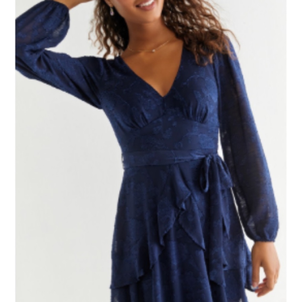 Blue long sleeve Francesca’s dress size small